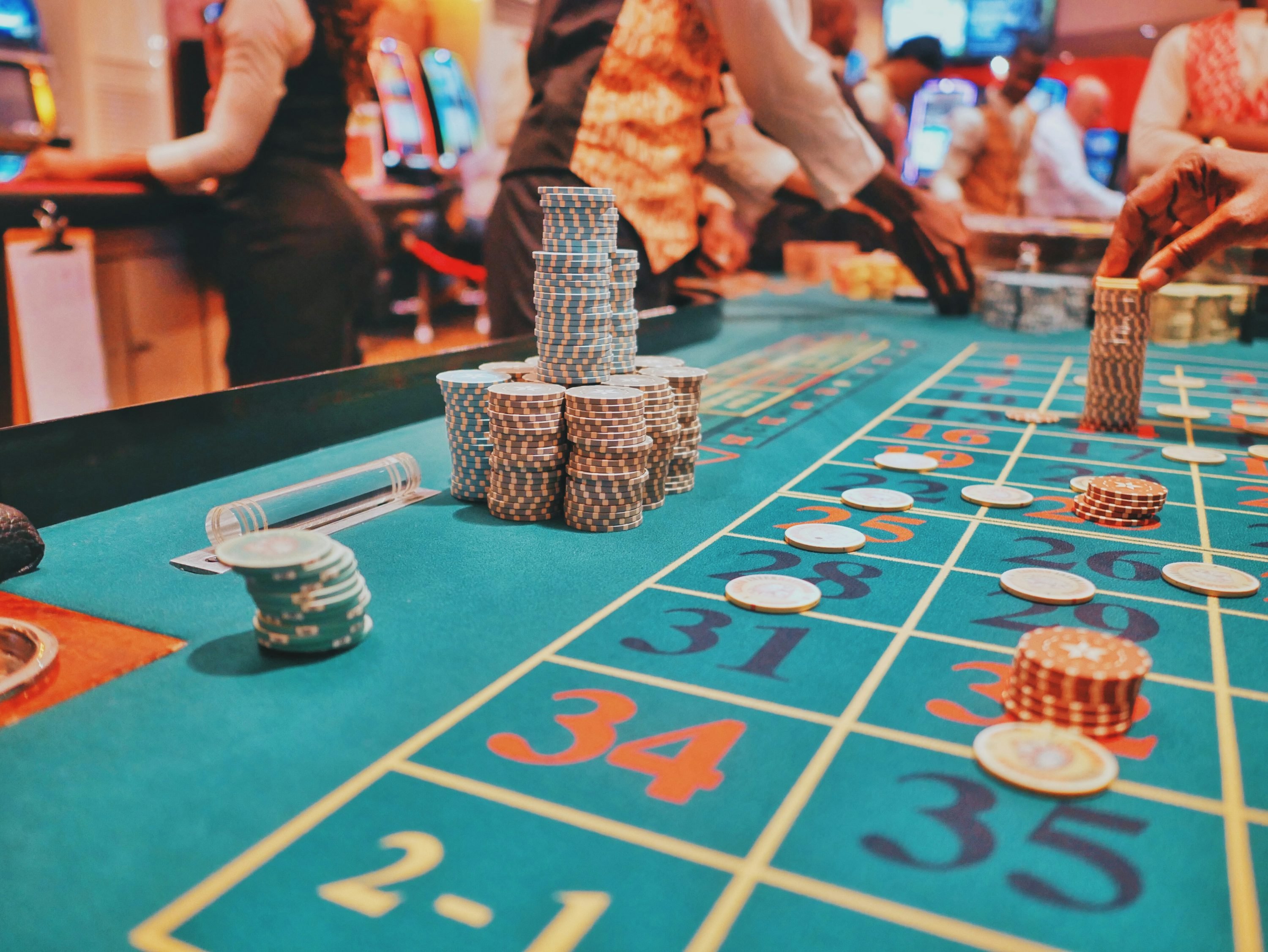 Table games like baccarat and roulette on 5bm casino section